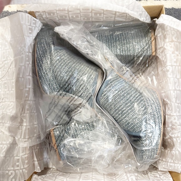 Steve Madden Promising Platform Heeled Mule Size 9 - Picture 5 of 7